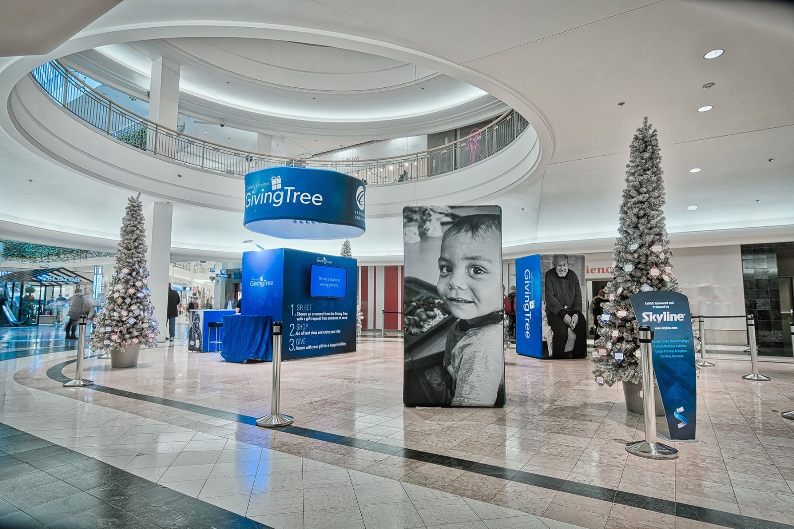 Catholic Charities GivingTree Mall of America Exhibit Design